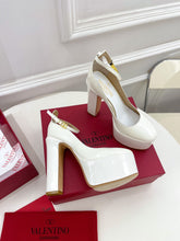 Load image into Gallery viewer, Valentino Tan-go Platform Patent Leather Sandal 155MM
