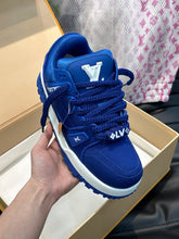 Load image into Gallery viewer, Louis Vuitton Trainer Maxi Sneakers