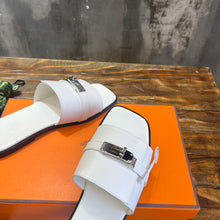 Load image into Gallery viewer, Hermes Giulia Sandal