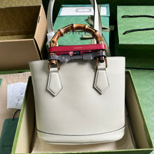 Load image into Gallery viewer, Gucci Diana Small Tote Bag