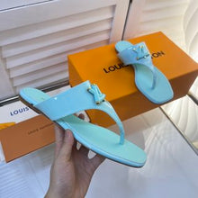 Load image into Gallery viewer, Louis Vuitton Shake Flat Thong Sandals