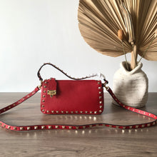 Load image into Gallery viewer, Valentino Garavani Small Rockstud Grainy Crossbody Bag