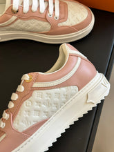 Load image into Gallery viewer, Louis Vuitton Time Out Sneakers