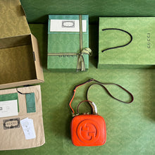 Load image into Gallery viewer, Gucci Blondie Top Handle Bag