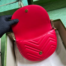 Load image into Gallery viewer, Gucci Marmont Matelasse Chain Mini Bag