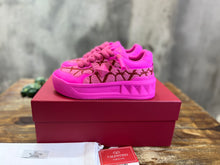 Load image into Gallery viewer, Valentino One Stud XL Trainer Sneakers