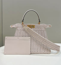 Load image into Gallery viewer, Fendi Peekaboo Small iseeu Bag
