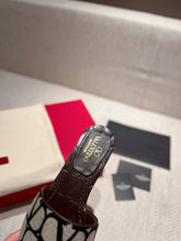 Load image into Gallery viewer, Valentino Slide Sandal