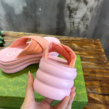 Load image into Gallery viewer, Gucci GG Platform Slide Sandal