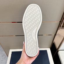 Load image into Gallery viewer, Christian Dior Loafers