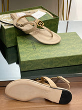 Load image into Gallery viewer, Gucci Double G Thong Sandal