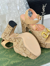 Load image into Gallery viewer, Gucci Horsebit Platform Sandals
