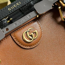 Load image into Gallery viewer, Gucci Diana Medium Tote Bag