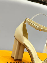 Load image into Gallery viewer, Louis Vuitton Silhouette Sandals