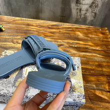 Load image into Gallery viewer, Christian Dio(R) Evolution Slide