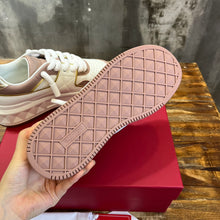 Load image into Gallery viewer, Valentino One Stud XL Trainer Sneakers