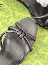 Load image into Gallery viewer, Gucci Slide Sandals With Bambo