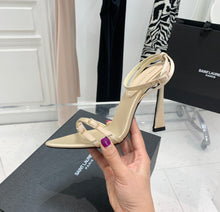 Load image into Gallery viewer, YSL LILA SANDALS