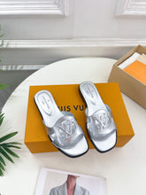 Load image into Gallery viewer, Louis Vuitton Isola Flat Mule