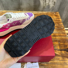 Load image into Gallery viewer, Valentino Lace An Mesh Lace Runner Sneakers