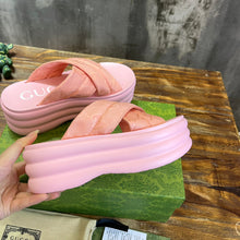 Load image into Gallery viewer, Gucci GG Platform Slide Sandal