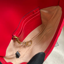 Load image into Gallery viewer, Gucci Marmont Matelasse Chain Mini Bag