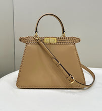 Load image into Gallery viewer, Fendi Peekaboo Small iseeu Bag