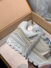 Load image into Gallery viewer, Louis Vuitton Trainer Maxi Sneakers