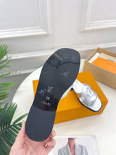 Load image into Gallery viewer, Louis Vuitton Isola Flat Mule