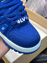 Load image into Gallery viewer, Louis Vuitton Trainer Maxi Sneakers