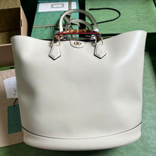 Load image into Gallery viewer, Gucci Diana Medium Tote Bag