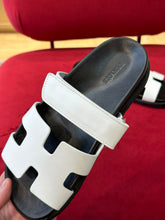Load image into Gallery viewer, Hermes Chypre Sandal