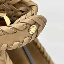 Load image into Gallery viewer, Fendi Peekaboo Small iseeu Bag