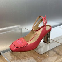 Load image into Gallery viewer, Christian Dior Day Pump