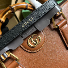 Load image into Gallery viewer, Gucci Diana Small Tote Bag
