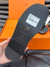 Load image into Gallery viewer, Hermes Giulia Sandal