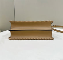 Load image into Gallery viewer, Fendi Peekaboo Small iseeu Bag