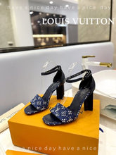 Load image into Gallery viewer, Louis Vuitton Silhouette Sandals