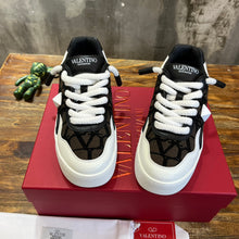 Load image into Gallery viewer, Valentino One Stud XL Trainer Sneakers