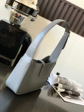 Load image into Gallery viewer, YSL Le 5 A 7 Hobo Bag In Smooth Leather