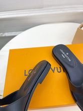 Load image into Gallery viewer, Louis Vuitton Isola Flat Mule