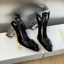 Load image into Gallery viewer, Christian Dior Day Pump