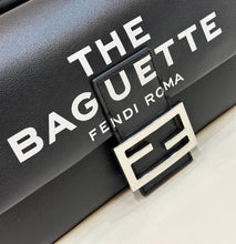 Load image into Gallery viewer, Fendi Baguette Bag