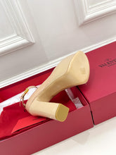 Load image into Gallery viewer, Valentino Tan-go Platform Patent Leather Sandal 155MM