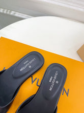 Load image into Gallery viewer, Louis Vuitton Isola Flat Mule