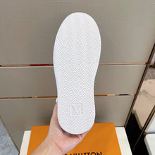 Load image into Gallery viewer, Louis Vuitton Beverly Hill Sneakers