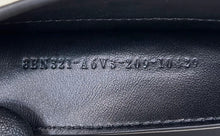 Load image into Gallery viewer, Fendi Peekaboo Small iseeu Bag