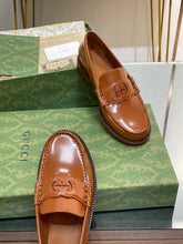 Load image into Gallery viewer, Gucci Women Interlocking G Loafer