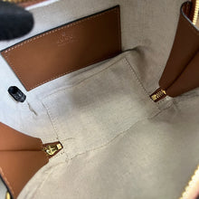 Load image into Gallery viewer, Gucci Blondie Top Handle Bag