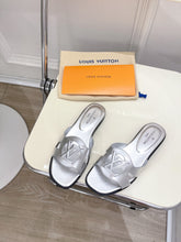 Load image into Gallery viewer, Louis Vuitton Isola Flat Mule